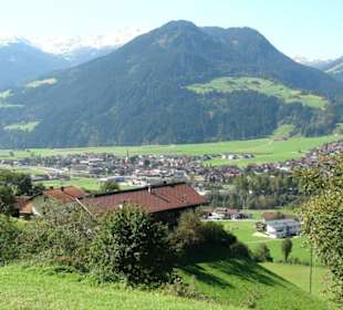 Wandern oben Uderns