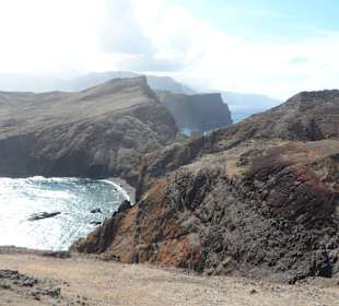 Grzbiety pólwyspu wcinające się w ocean