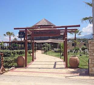 Bar neben dem Hotel Corissia Princess