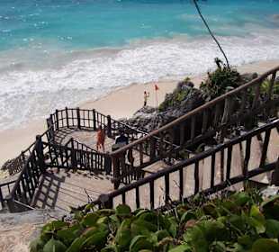 Treppe zum Badestrand