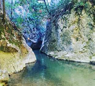 Potami Wasserfälle