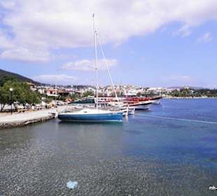 Blick vom öffentlichen Weststrand nach Datca 