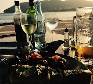 Schöner Ausblick mit lecker Essen