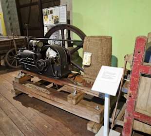 Rundgang durch die Geräteausstellung des Museums