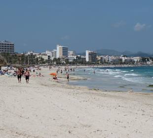 Bettenburgen und Strand
