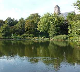 Die Umgebung, der Schloßteich