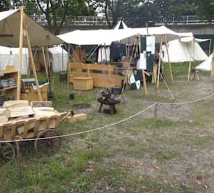 Jahrhundertmarkt und Ritterturney 
