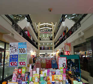 Im Phahurat ( Indian ) Market