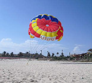 Fallschirm, Jet-Ski etc... in der Nähe