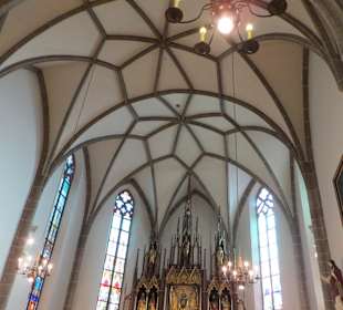 Netzrippengewölbe in Pfarrkiche