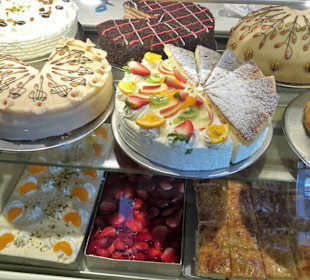 Im Verkaufsraum des Café ten Cate