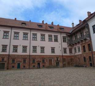 Территория замка