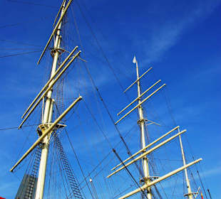 Die gewaltigen Masten