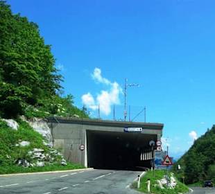 Erster-/Letzter Tunnel vor Grenze