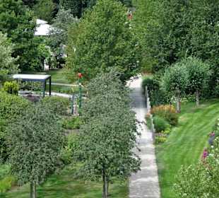 Blick vom Aussichtsturm im Park der Gärten
