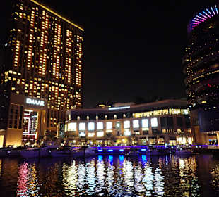 Skyline vom Wasser aus....