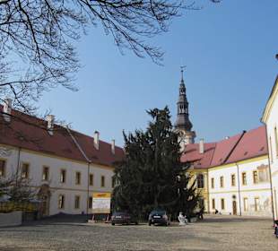 Zámecké nádvoří