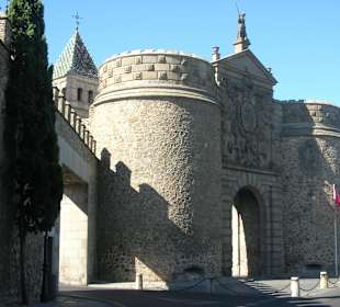 Puerta de Bisagra