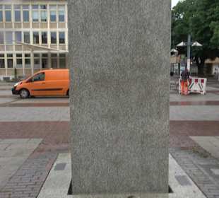 Skulptur Drei Männer im Boot