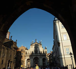Blick durch das Altstädter Brückentor