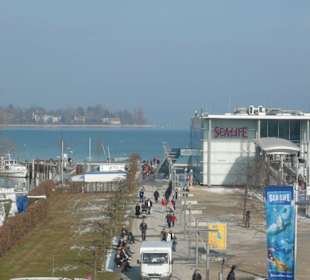 Außenansicht von der Lago-Brücke