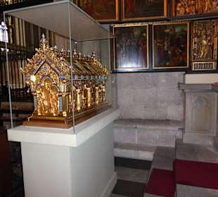 Katedra - relikwiarz