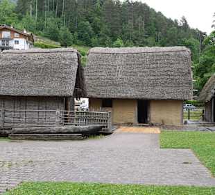 Phalbauten aus der Bronzezeit