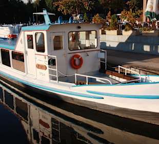 Oldtimerschiff Möwe für Ausflugsfahrten