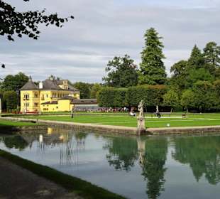 Blick auf Schloss Hellbrunn