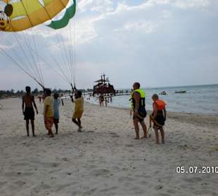 Paragleiten am Strand