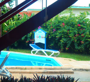 Villa Pool