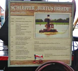 Museumshafen: Tafel zum Schlepper "Bertus Freede"
