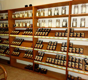 Produkte aus dem Kräutergarten Den Paradera