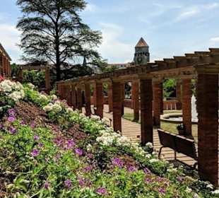 Brunnen im Rosengarten Villa Berg