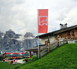 Col Pradat Hütte an der Bergstation