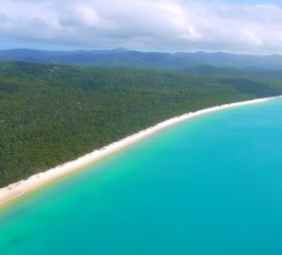Blick auf den Whitehaven Beach