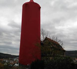 Hinterturm als "größte Weihnachtskerze der Welt"