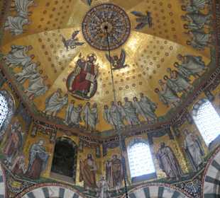 Besichtigung des Aachener Doms