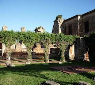 Innenhof des Klosters San Francisco de Assisi