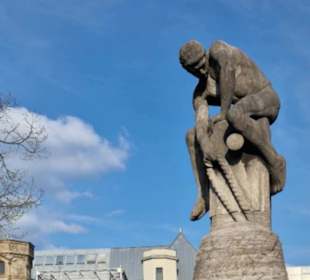 Skulptur Der Tauzieher