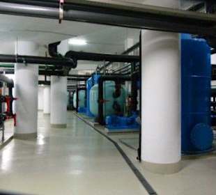 Die Kühlanlage unter dem Schauteil