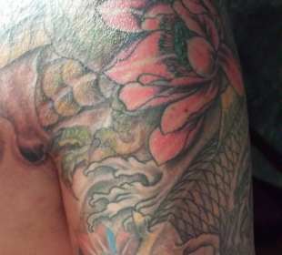 Um ein paar Blüten ergänzt