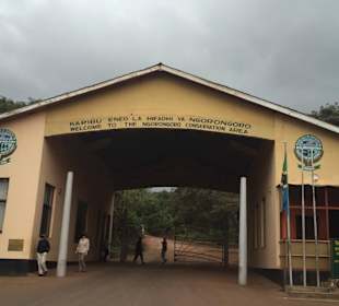 Einfahrt Ngorongoro