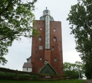 Blick von der Insel Neuwerk zum Leuchtturm