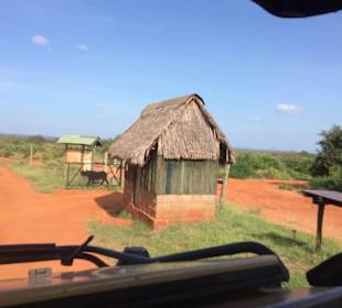 Nashorn Reservat Tsavo West