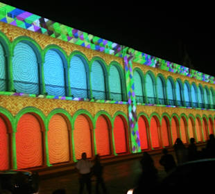 Rathaus mit Lasershow