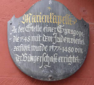 Die Marienkapelle in Würzburg am Marktplatz