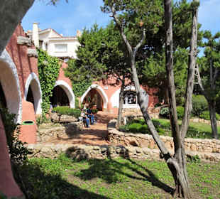 Rundgang durch die Einkaufspassage Piazetta