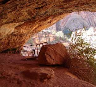 Canyon overlook trail