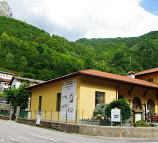 Ital. Seite am Eingang